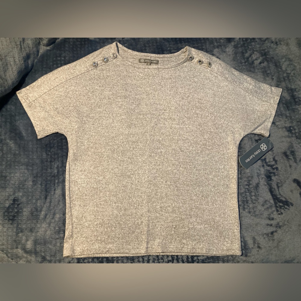 Daisy Fuentes,small,new with tags, soft,cute top with sparkly button detail